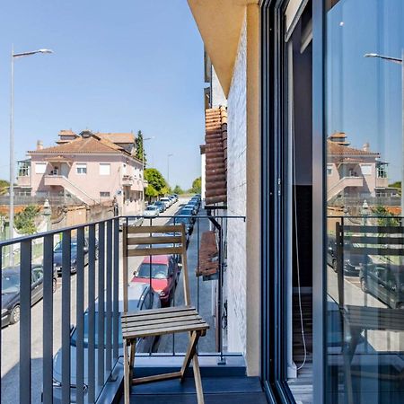 Host Wise - Amadeo Apartments บีลาโนวาเดกายา ภายนอก รูปภาพ