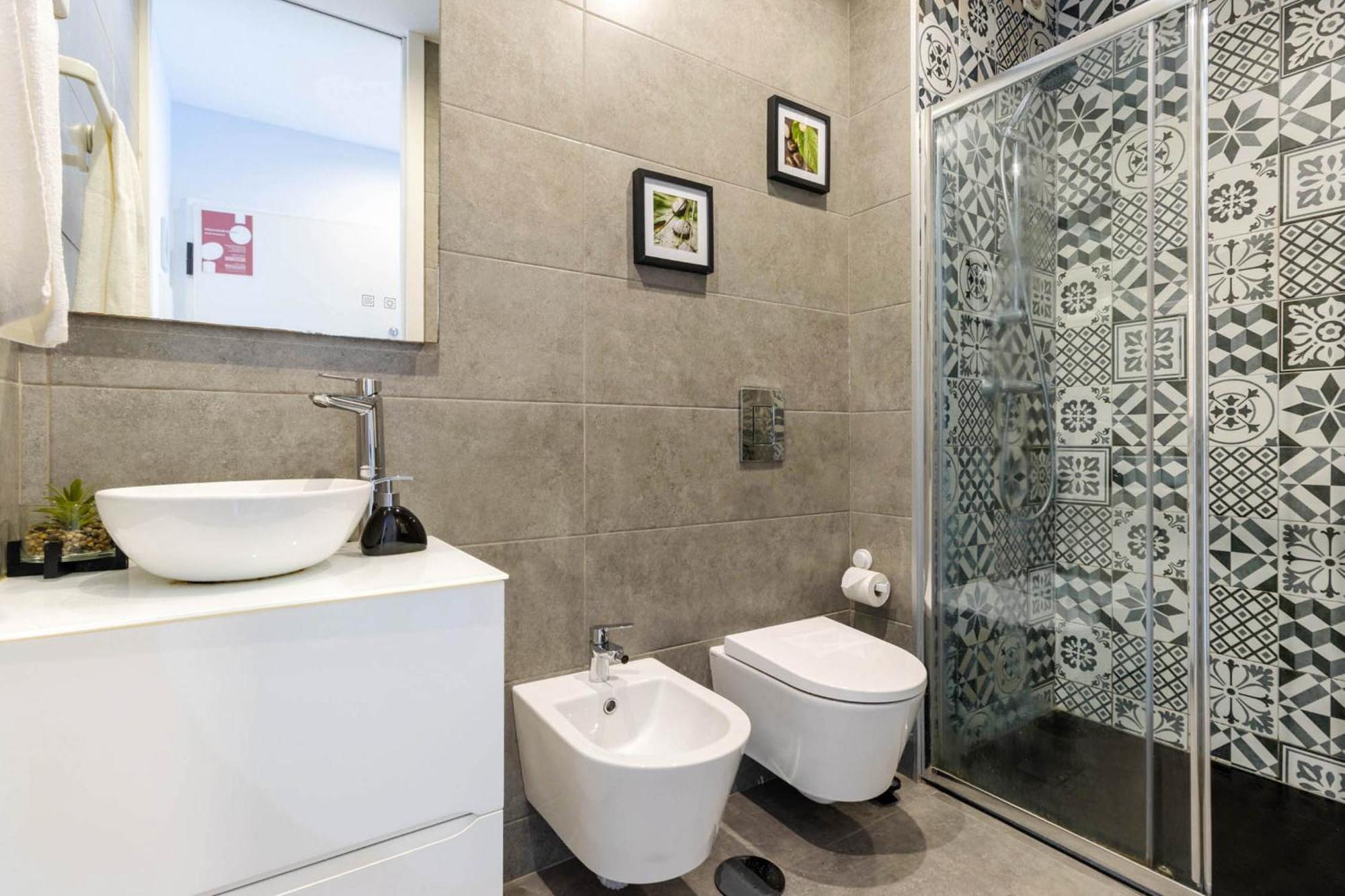 Host Wise - Amadeo Apartments บีลาโนวาเดกายา ภายนอก รูปภาพ