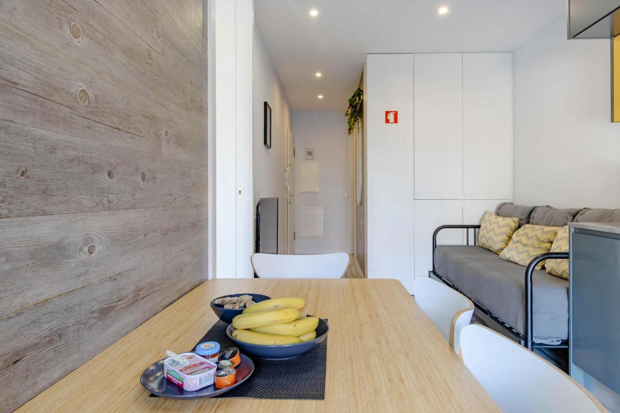 Host Wise - Amadeo Apartments บีลาโนวาเดกายา ภายนอก รูปภาพ